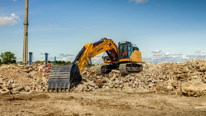 Excavator LiuGong 952F 2