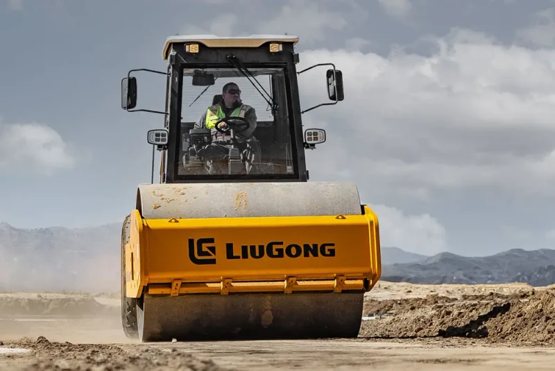 Cilindru compactor LiuGong 6612E 8